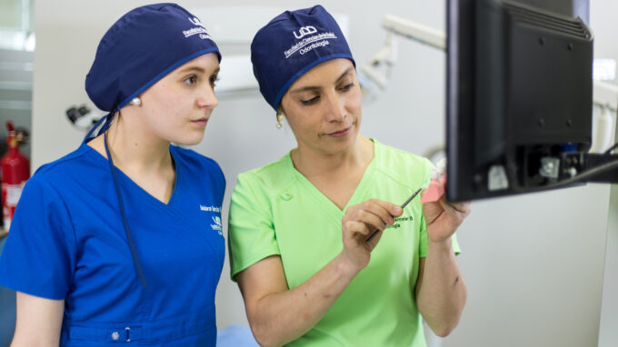 Previsualización de 'Malla innovadora Odontología 5 años y medio'