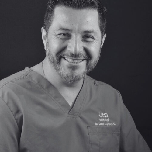 Dr. Carlos Cáceres